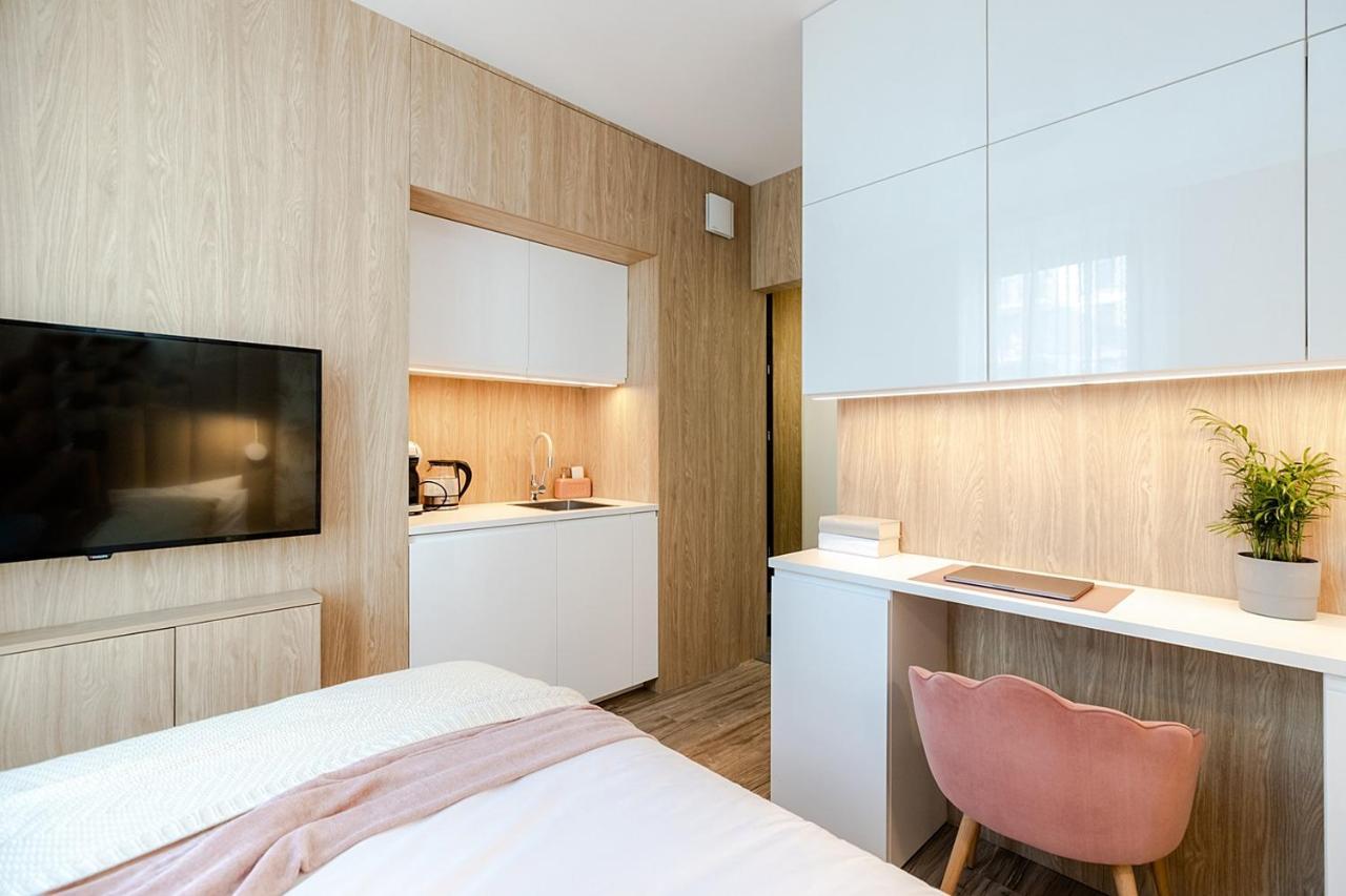 Studio Wola Apartament Kasprzaka - Wifi + Smart Tv Varsovie Extérieur photo
