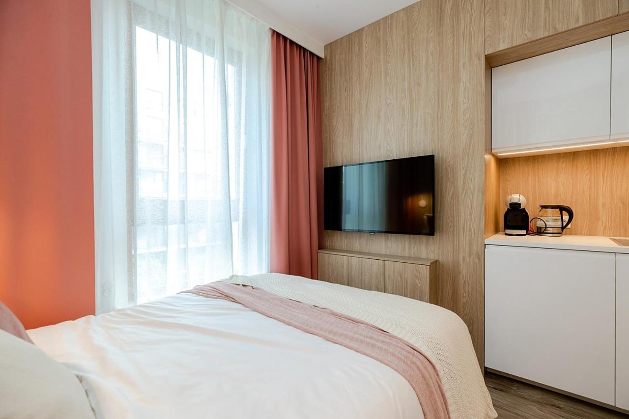Studio Wola Apartament Kasprzaka - Wifi + Smart Tv Varsovie Extérieur photo